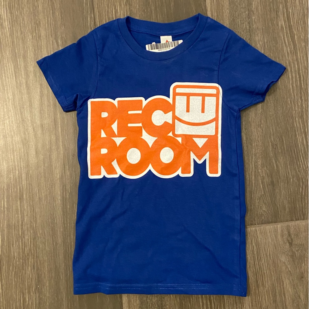 Recroom tee